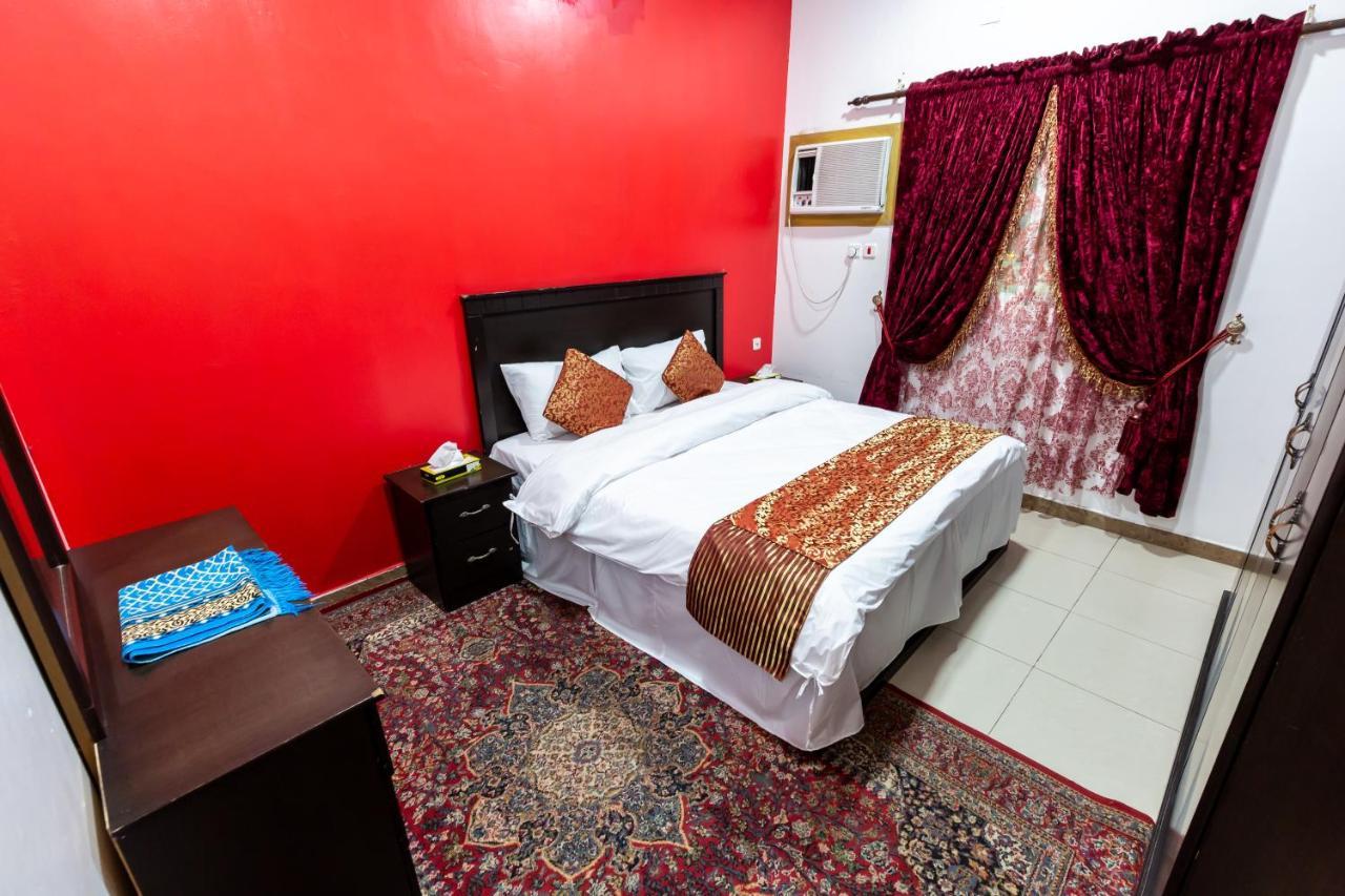 العييري للوحدات السكنية المفروشة الباحة 2 Al Baha Buitenkant foto