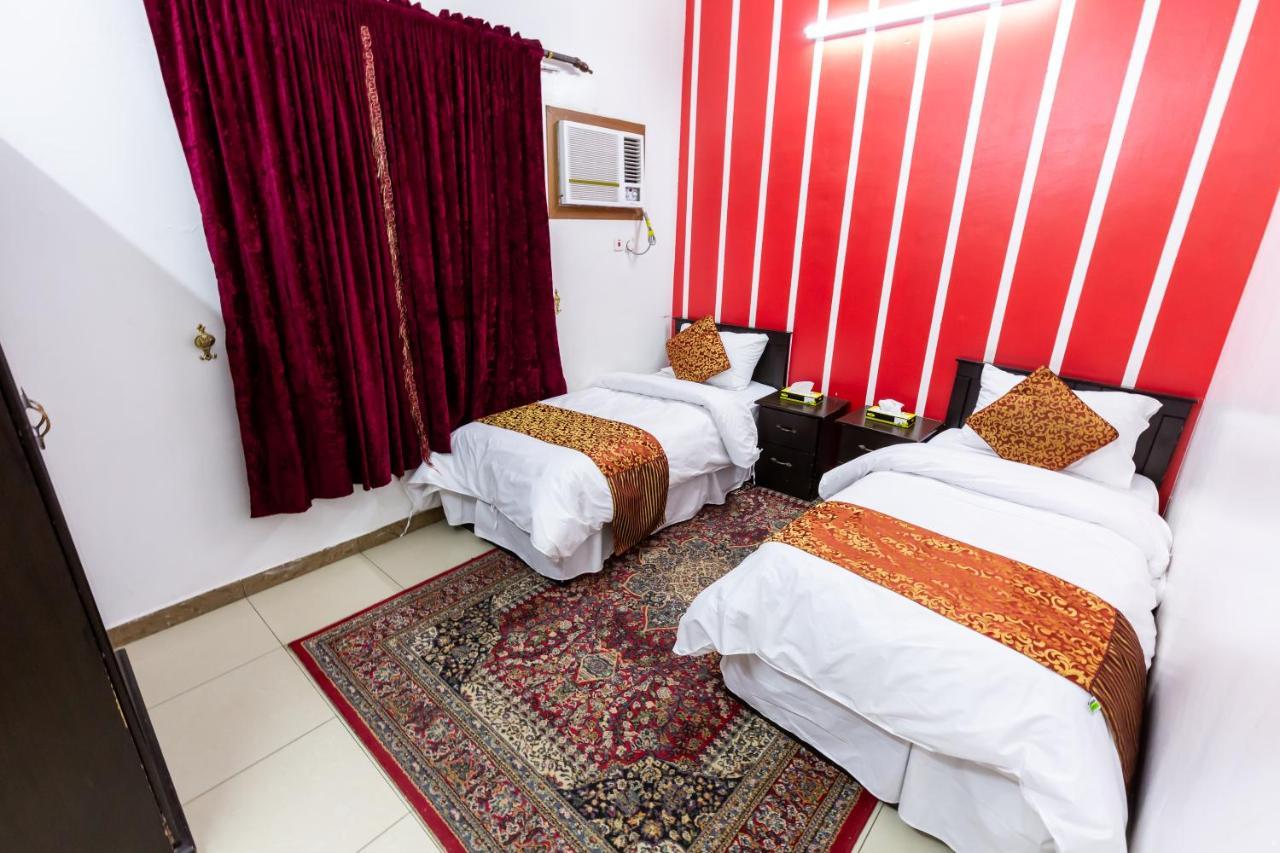العييري للوحدات السكنية المفروشة الباحة 2 Al Baha Buitenkant foto